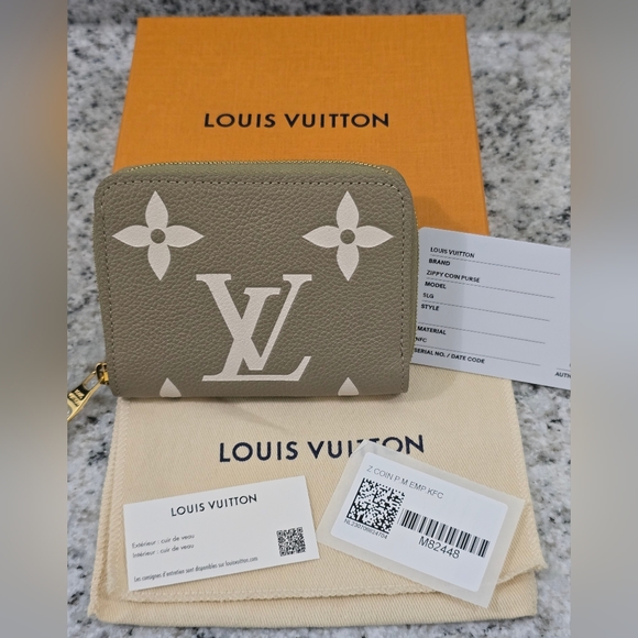 NWT Louis Vuitton Monogram Empreinte Bicolor Zippy Coin Purse